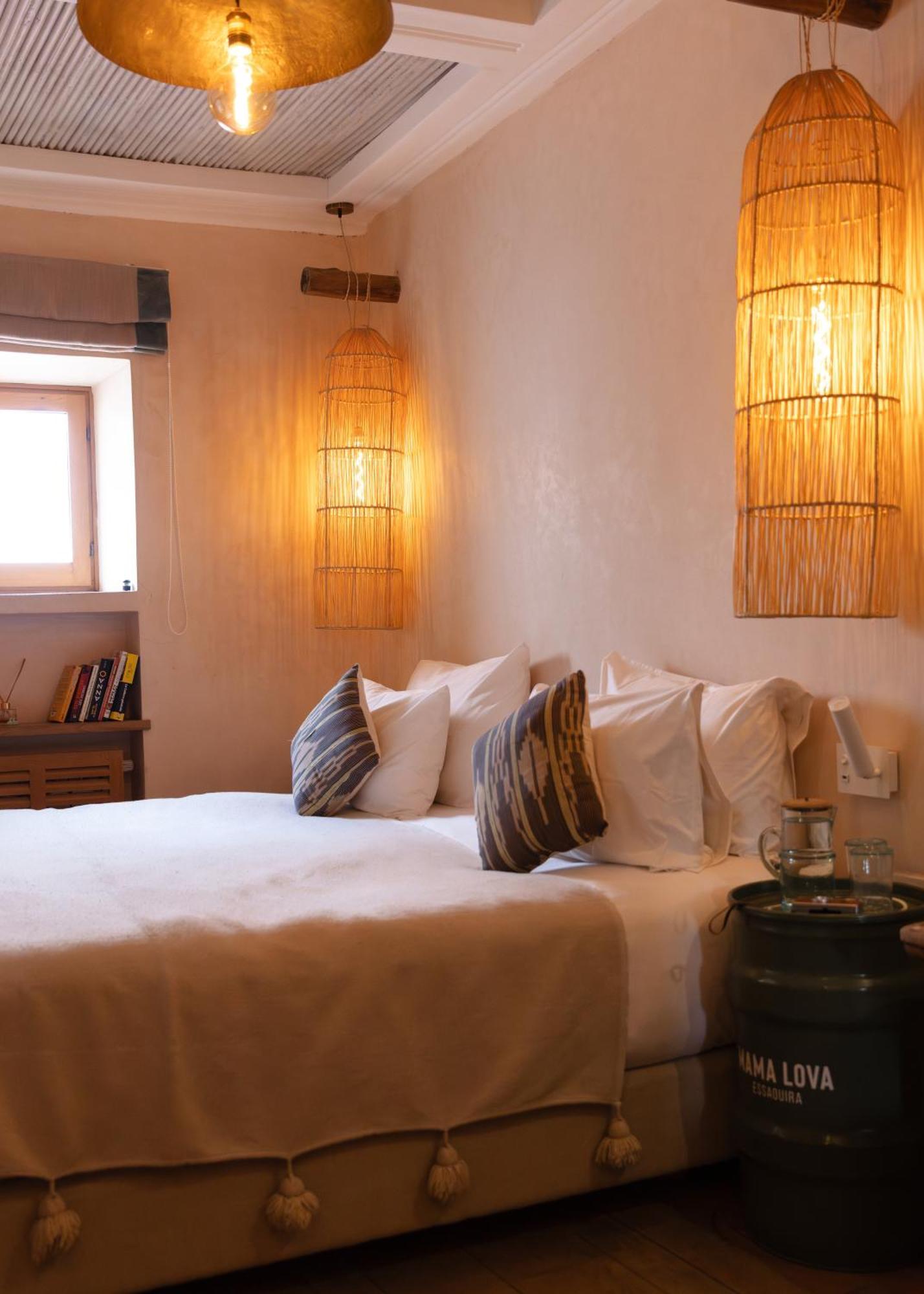 Mama Lova Hotel, Riad, Restaurant & Spa Есувейра Екстериор снимка