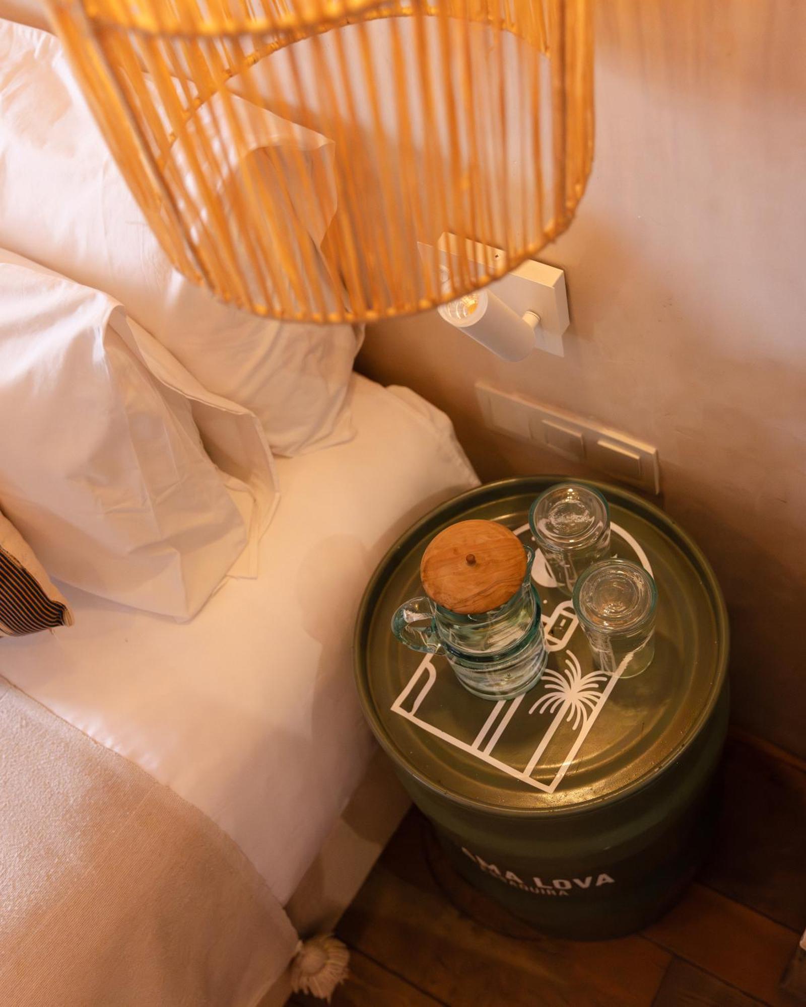 Mama Lova Hotel, Riad, Restaurant & Spa Есувейра Екстериор снимка